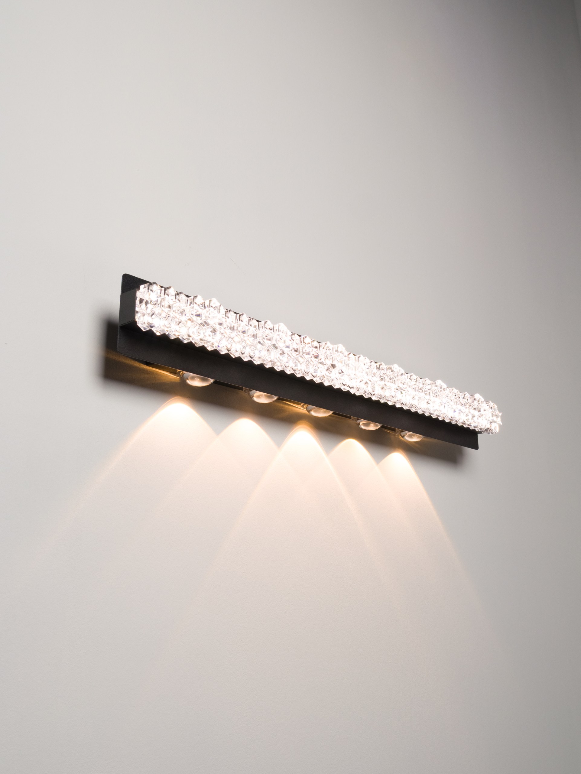 Светильник светодиодный бра PP-01-4 BK